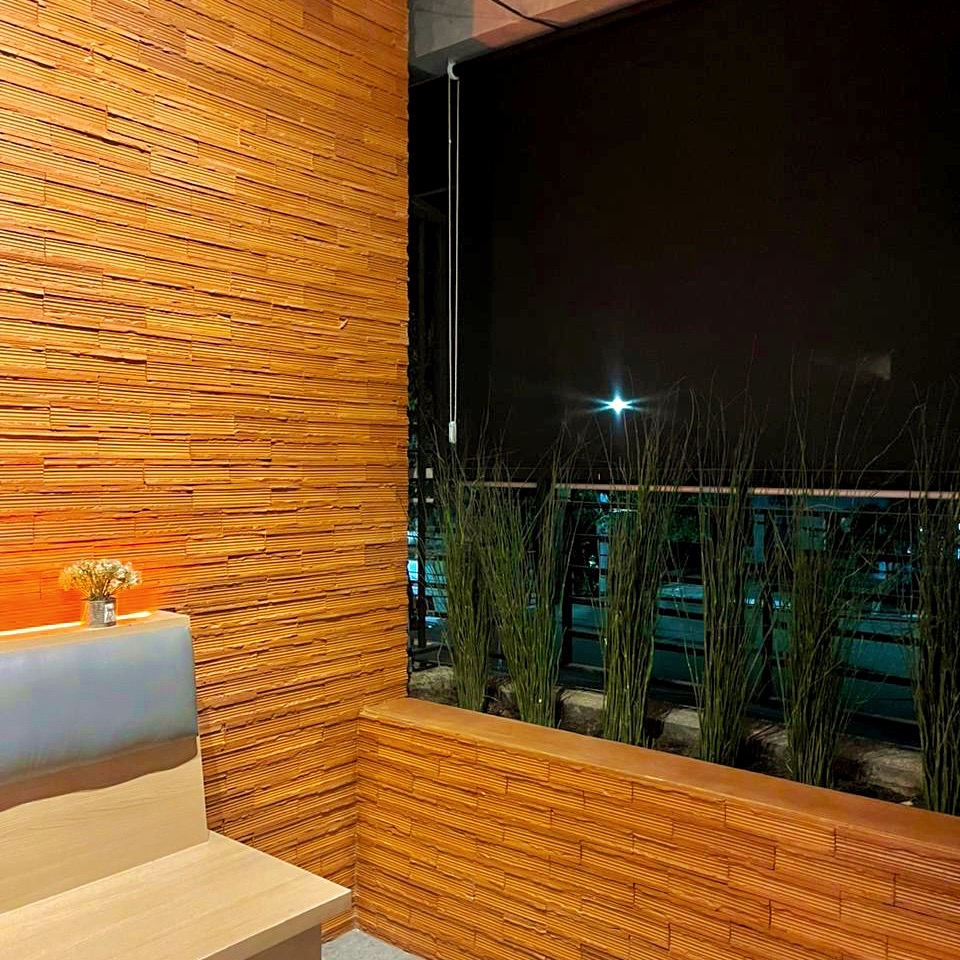 Jasa Arsitek Desain Interior Balkon Kafe