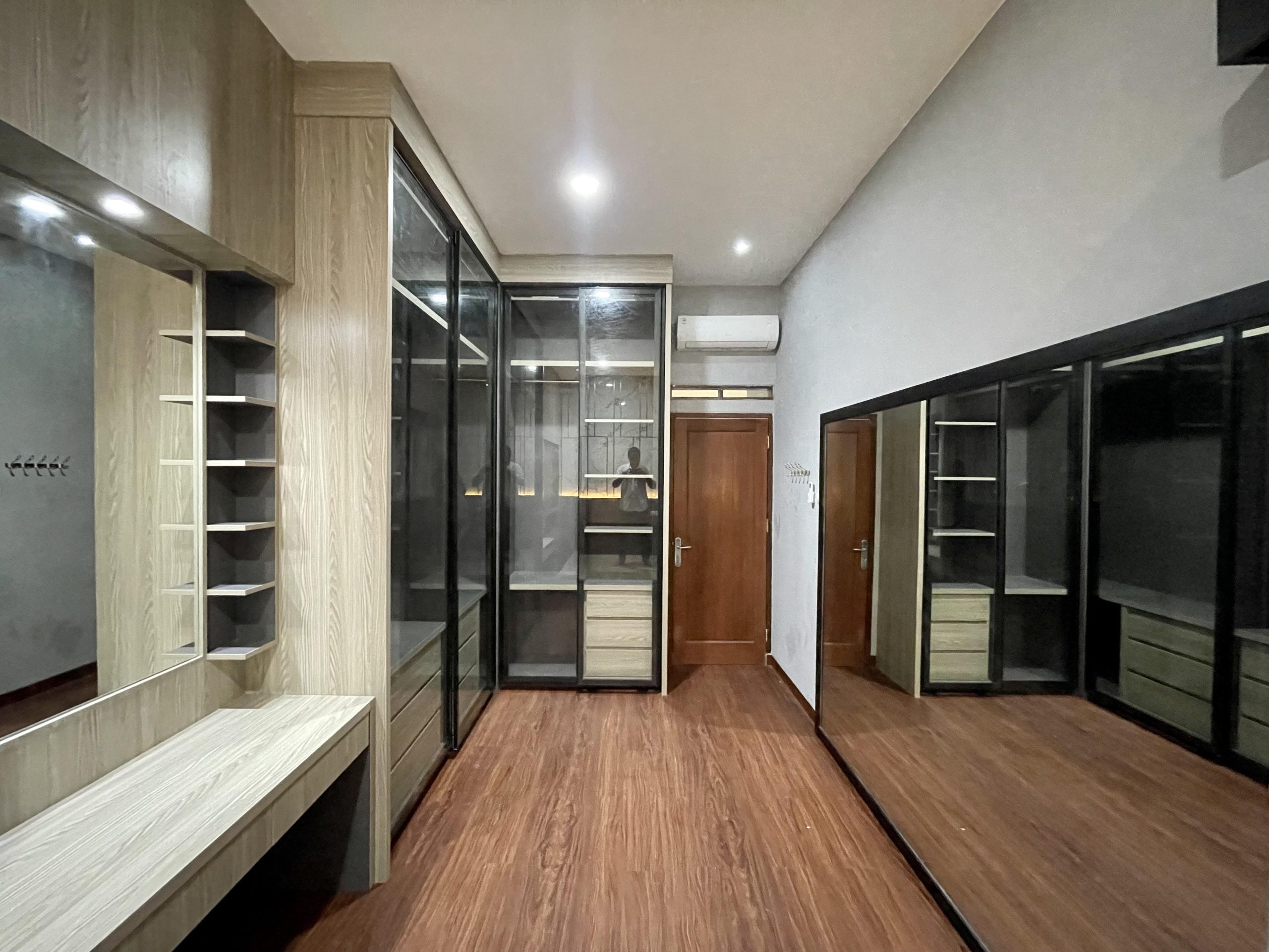 Jasa Arsitek Desain Interior Lemari Kamar